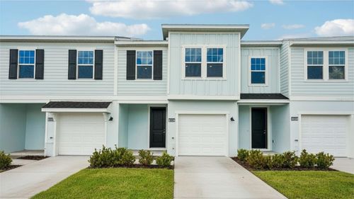 6860 Holcombe Down Dr, ZEPHYRHILLS, FL, 33545 | Card Image
