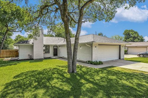 6107 Morning Dew Dr, Austin, TX, 78749-1311 | Card Image