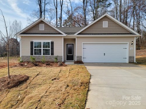 3422 Robindale Dr, Winston Salem, NC, 27107 | Card Image