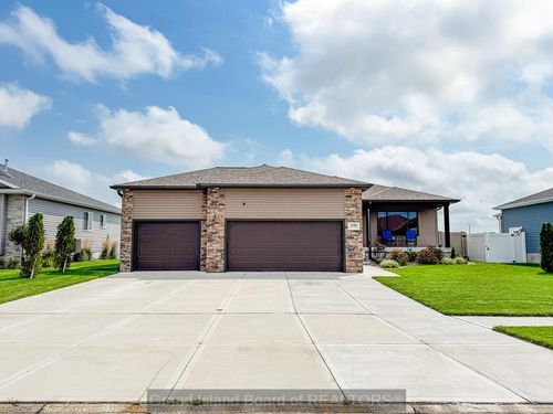 1539 Stonewood Ave, Grand Island, NE, 68803-1603 | Card Image