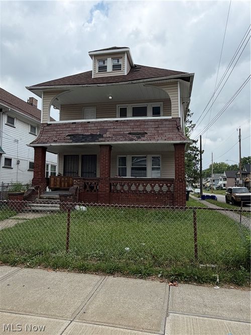 3038 E 116th St, Cleveland, OH, 44120-2960 | Card Image