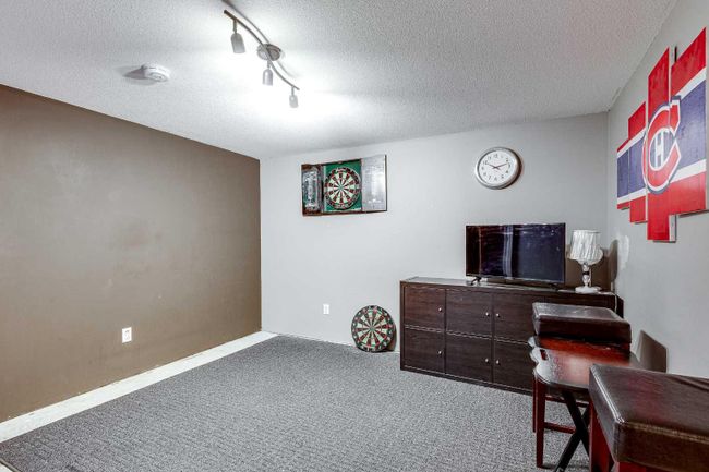 155 Larsen Crescent, Home with 3 bedrooms, 3 bathrooms and 1 parking in Red Deer AB | Image 35
