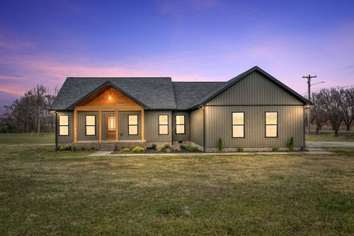 105 Wildwood Ln, Monroe, TN, 38573-6331 | Card Image