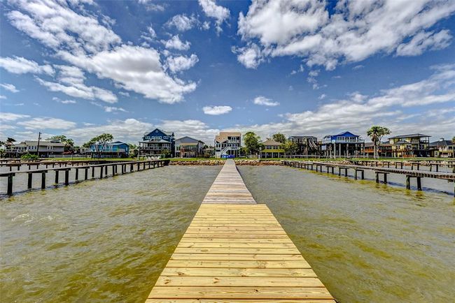 1547 John St, House other with 3 bedrooms, 2 bathrooms and 1 parking in San Leon TX | Image 37