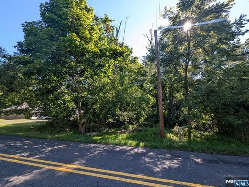 261 Hollow Rd, Skillman, NJ, 08558-1410 | Card Image