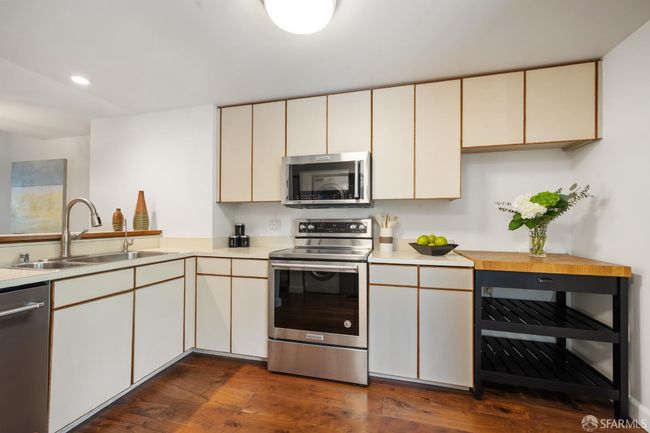 APT-35 - 601 Van Ness Ave, Condo with 2 bedrooms, 2 bathrooms and 1 parking in San Francisco CA | Image 11