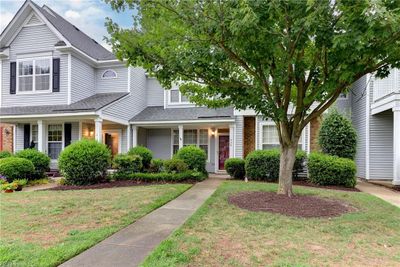 608 Windbrook Circle, Home with 2 bedrooms, 2 bathrooms and null parking in Newport News VA | Image 1