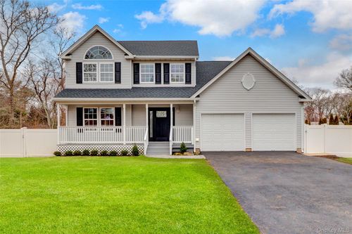 85 Patchogue Ave, Mastic, NY, 11950-3613 | Card Image