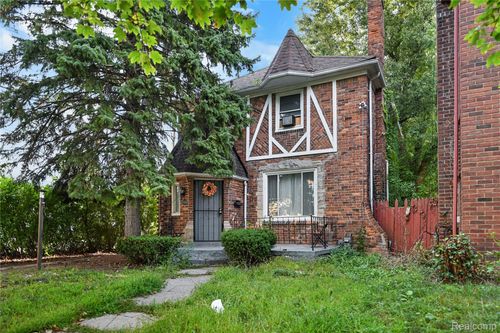 11430 Whitcomb St, Detroit, MI, 48227-4311 | Card Image