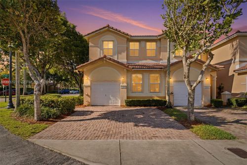 12594 Sw 122nd St, Miami, FL, 33186-5464 | Card Image