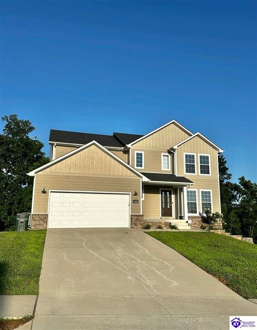 305 Butterfield Dr, Elizabethtown, KY, 42701-4227 | Card Image