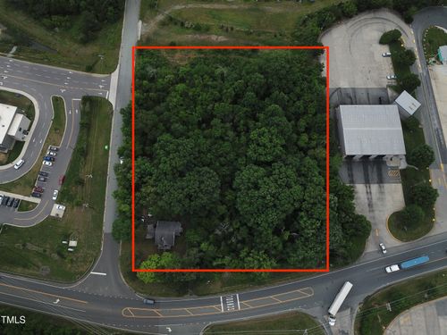 908 Jimmie Kerr Rd, Haw River, NC, 27258-8732 | Card Image
