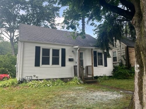 704 Washington Street, Wooster, OH, 44691 | Card Image