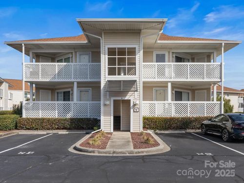 300 Shorehaven Drive, North Myrtle Beach, SC, 29582 | Card Image