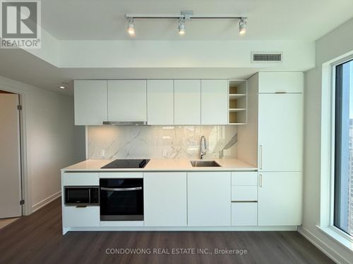 3703-8 Wellesley Street W, Toronto (Bay Street Corridor), ON, M4Y0J5 | Card Image