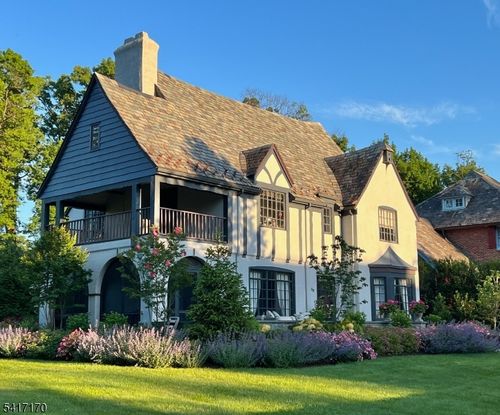 89 Douglas Rd, Glen Ridge, NJ, 07028-1219 | Card Image