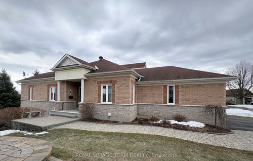 34 Goldora Pvt, Kanata, ON, K2T1K7 | Card Image