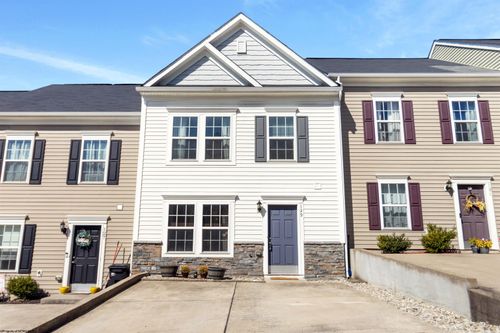 129 Inlet St, Morgantown, WV, 26508-1728 | Card Image