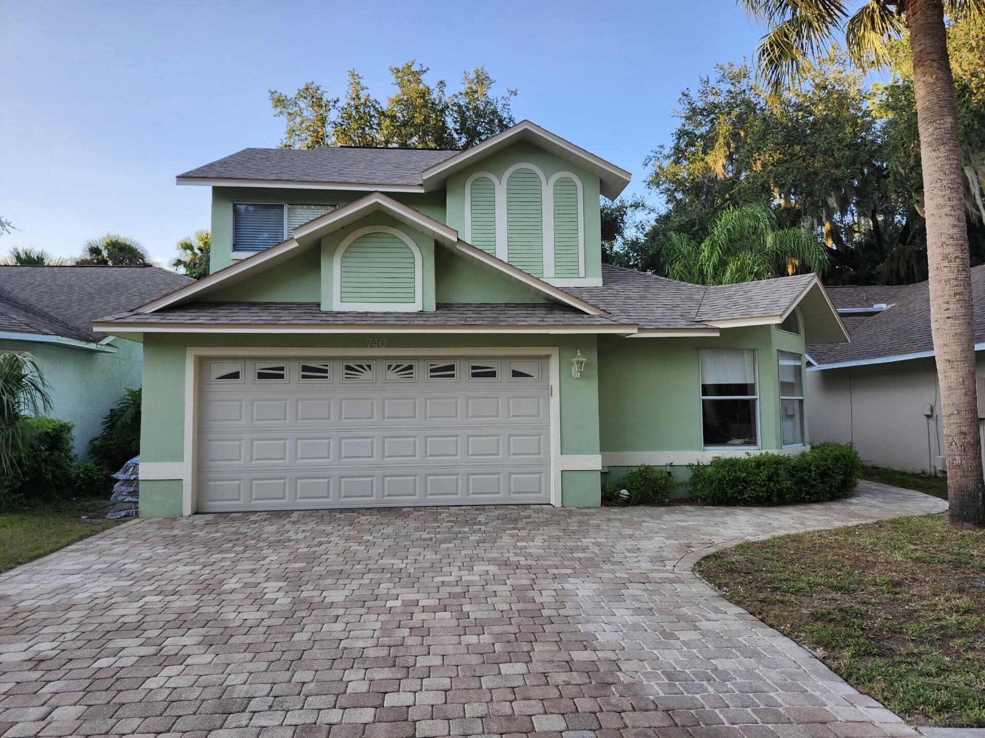 Wintergreen Ln, Titusville, FL 32780