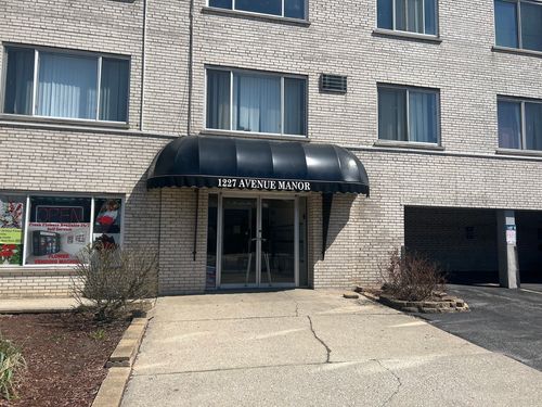 apt-512-1227 S Harlem Ave, Berwyn, IL, 60402-1050 | Card Image