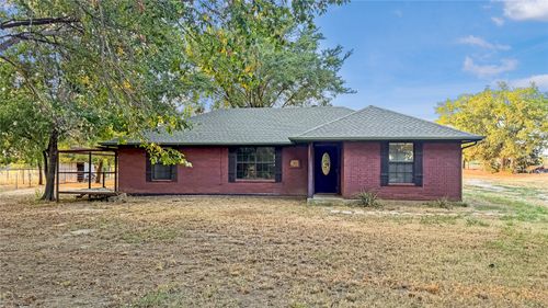 697 County Road 166, Whitesboro, TX, 76273-5924 | Card Image