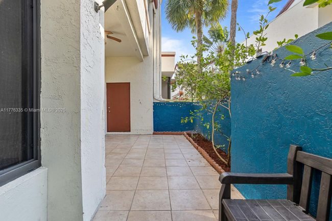 APT-103 - 1417 Avon Ln, Townhouse with 2 bedrooms, 2 bathrooms and null parking in North Lauderdale FL | Image 17