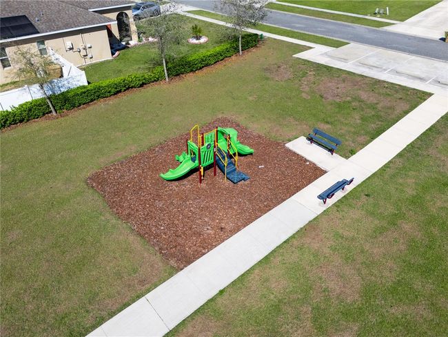 13233 Lake Yale View Loop, House other with 3 bedrooms, 2 bathrooms and null parking in GRAND ISLAND FL | Image 21