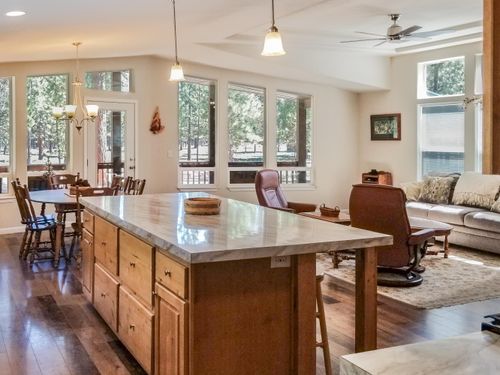 1879 Ironwheel Ct, La Pine, OR, 97739-8874 | Card Image
