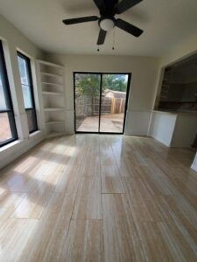 1511 Estates Way, House other with 6 bedrooms, 3 bathrooms and null parking in Carrollton TX | Image 14