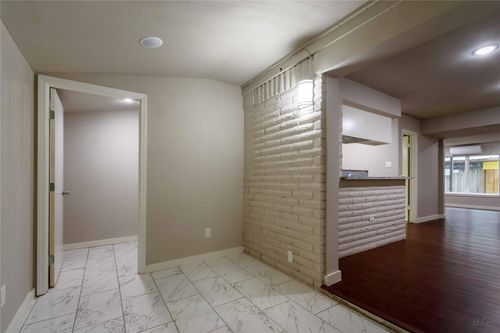 11927 Beechnut St, Houston, TX, 77072-4026 | Card Image