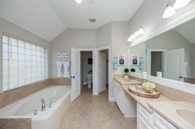 27907 Brandy Creek Ln, House other with 4 bedrooms, 3 bathrooms and 2 parking in Fulshear TX | Image 26