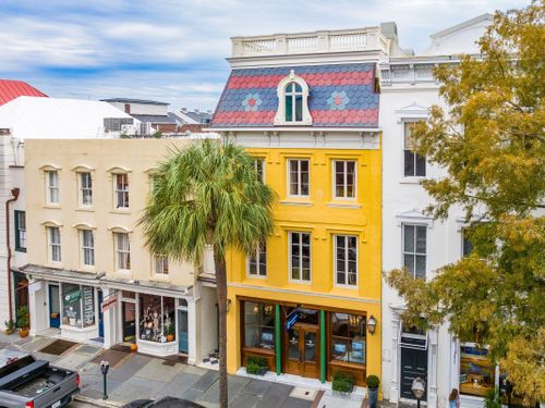 c-29 Broad Street, Charleston, SC, 29401 | Card Image