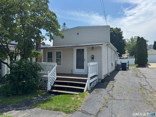 60 Grove Pl, West Haven, CT, 06516-6448 | Card Image
