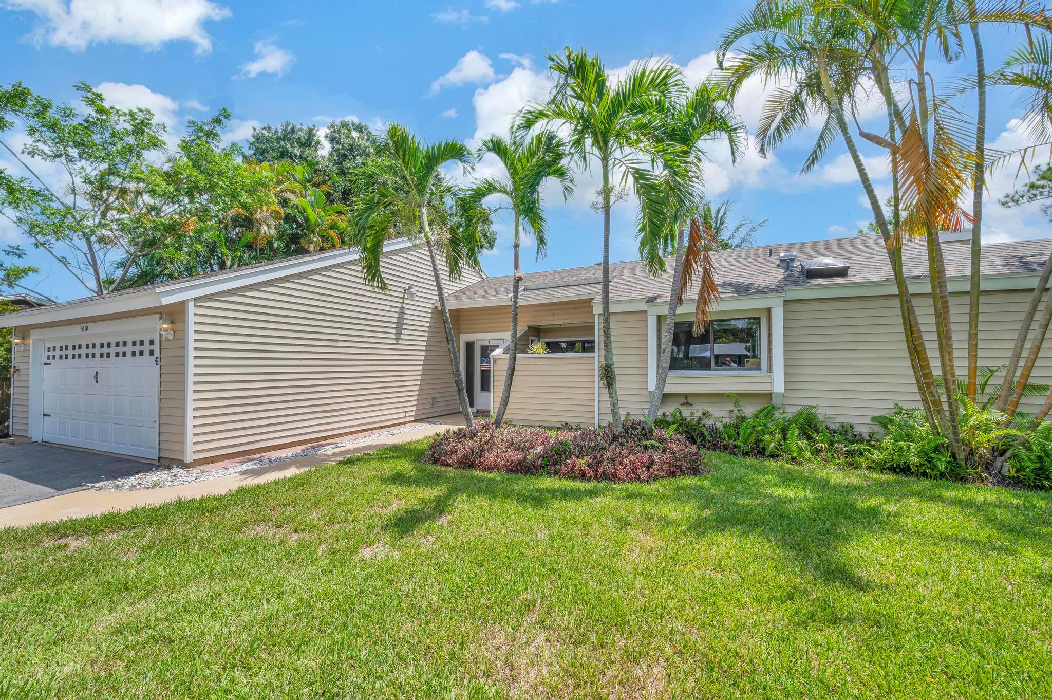 Sunset Blvd, Fort Pierce, FL 34982