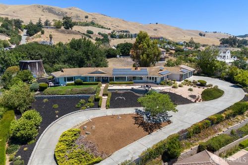 10130 Bon Vista Ct, San Jose, CA, 95127-2702 | Card Image