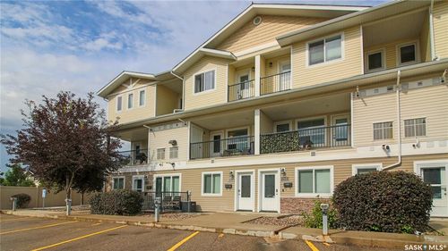 216-1220 Empress Street, Regina, SK, S4T1G7 | Card Image