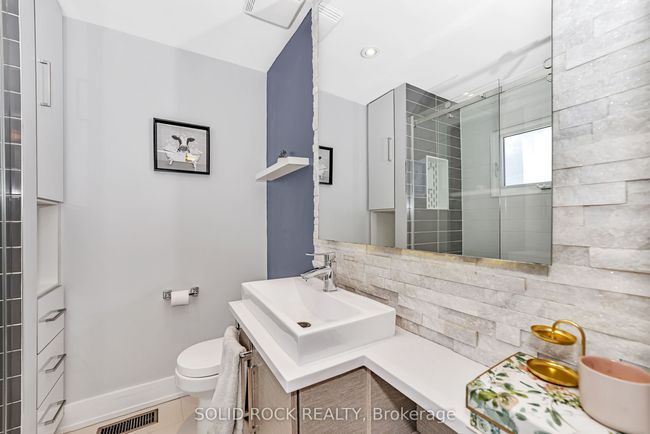 292 Currell Ave, House other with 3 bedrooms, 3 bathrooms and 2 parking in Ottawa ON | Image 15