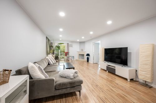 unit-32-6-55 Mill Plain Rd, Danbury, CT, 06811-5174 | Card Image