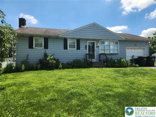 2840 Roosevelt St, BETHLEHEM, PA, 18020-5533 | Card Image