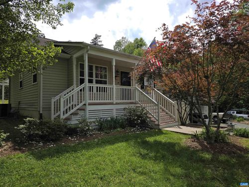 1060 E River Rd, Fork Union, VA, 23055-2076 | Card Image