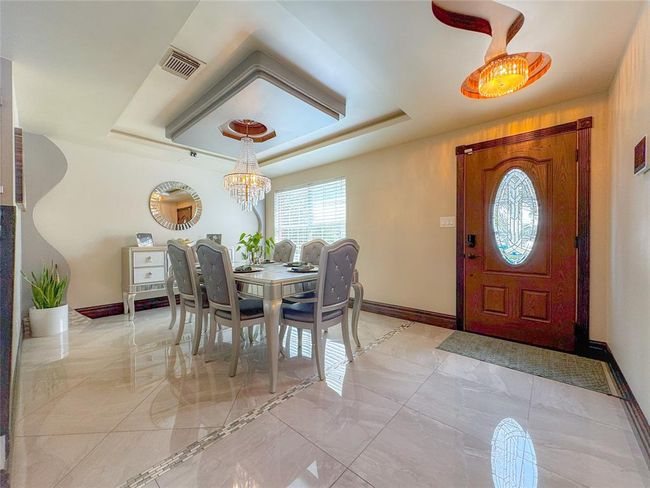 6702 Shining Sumac Ave, House other with 5 bedrooms, 3 bathrooms and 2 parking in Houston TX | Image 8
