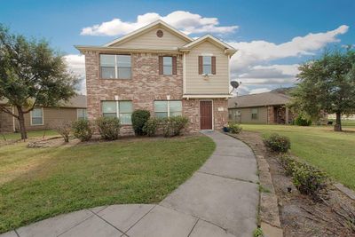 903 Aft Valley Court, House other with 3 bedrooms, 2 bathrooms and null parking in Houston TX | Image 2