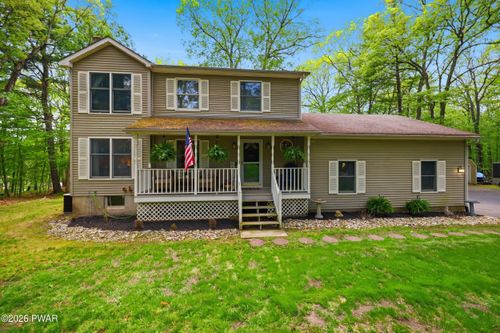 116 Oak Ridge Dr, Milford, PA, 18337-9451 | Card Image