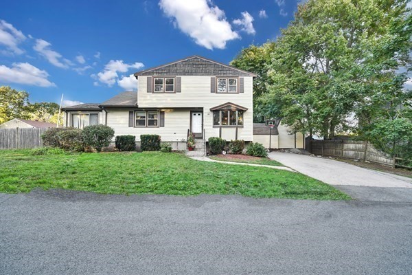Porter St, Avon, MA 02322