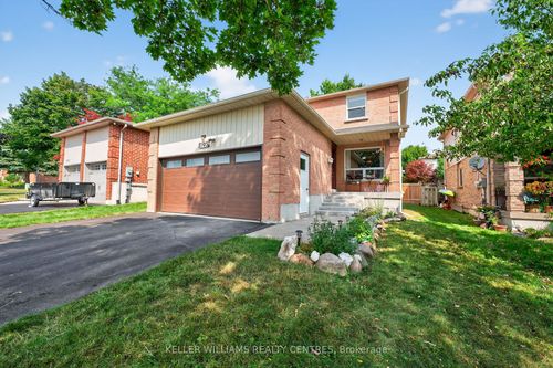 193 Forsyth Rd, Newmarket, ON, L3Y7Y2 | Card Image