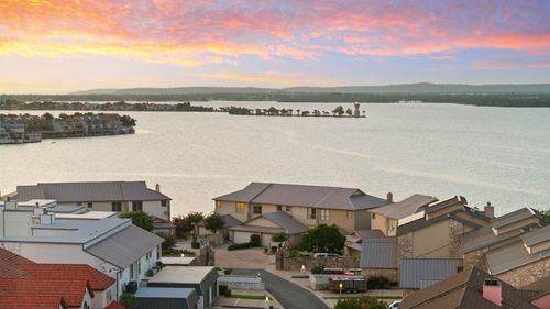 625 Horseshoe Bay North Blvd, Horseshoe Bay, TX, 78657-6399 | Card Image