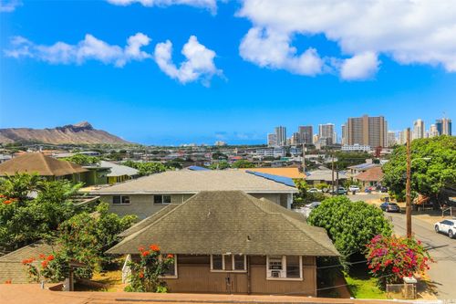 1017 2nd Ave, Honolulu, HI, 96816-1406 | Card Image