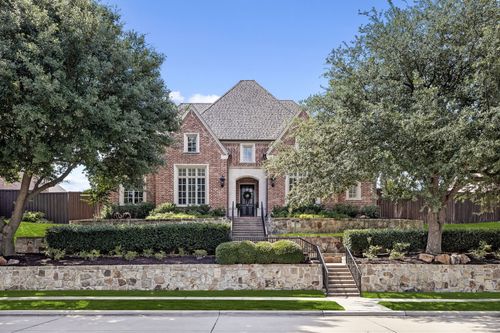 1702 Lexington Ave, Allen, TX, 75013-5352 | Card Image