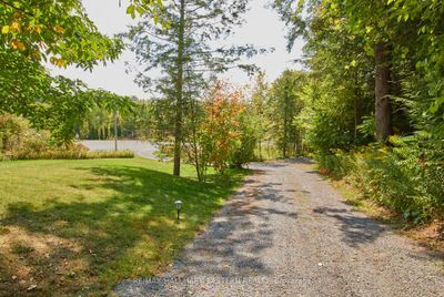 23 Woodland Trail, House other with 3 bedrooms, 3 bathrooms and 7 parking in Bethany ON | Image 3