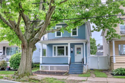 44 Amherst Ave, Wilkes Barre, PA, 18702-1607 | Card Image
